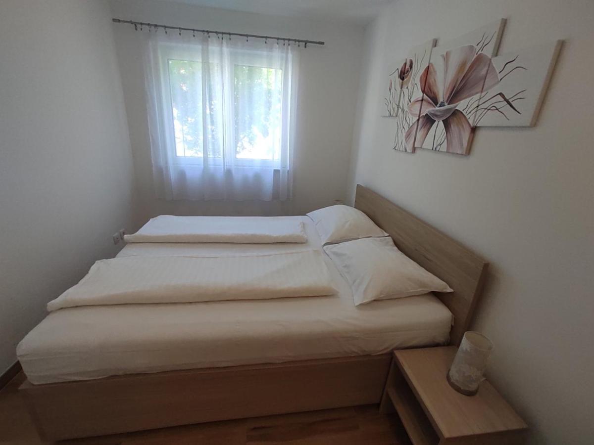 Iris Apartment 믈리니 외부 사진