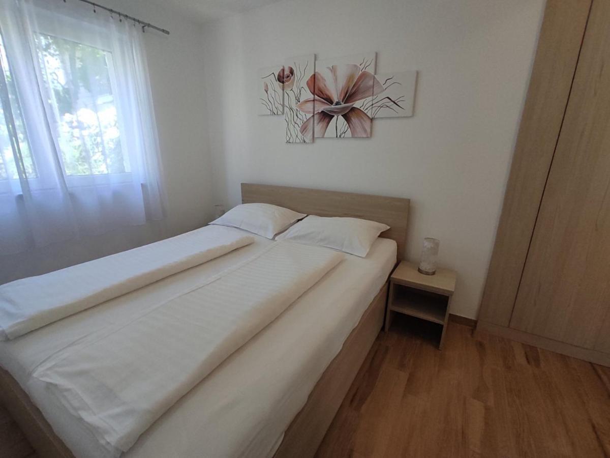 Iris Apartment 믈리니 외부 사진
