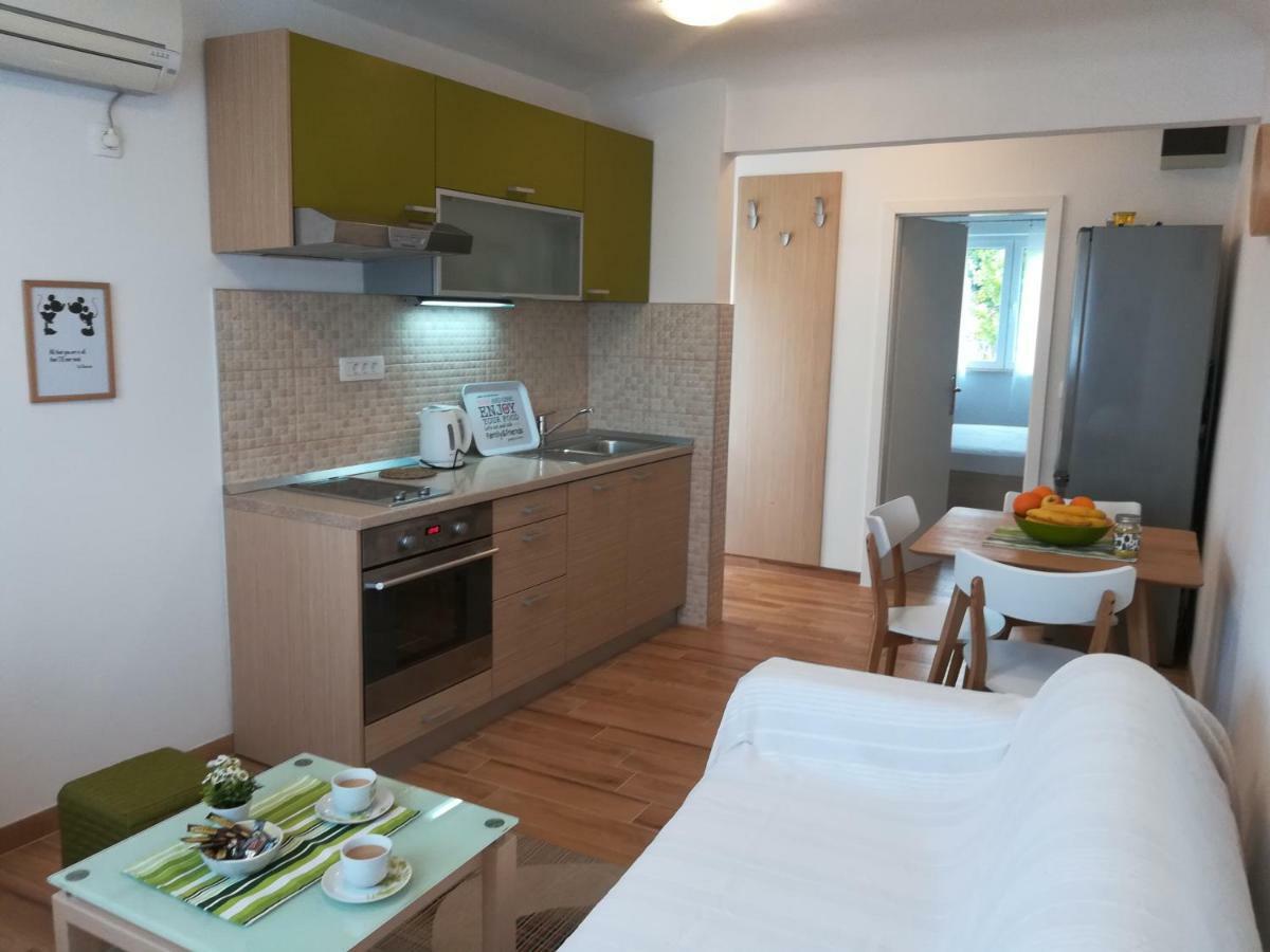 Iris Apartment 믈리니 외부 사진
